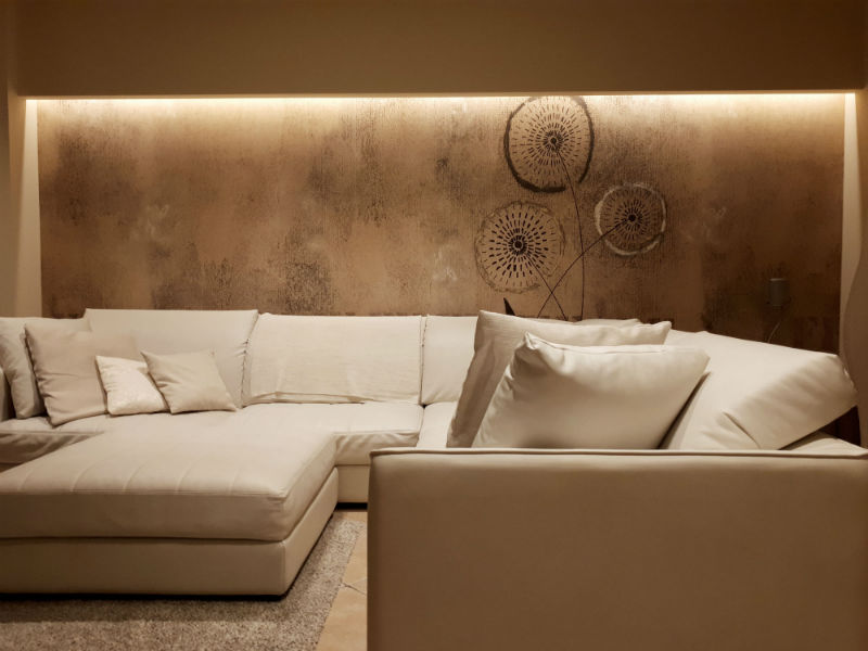 Come arredare una parete attrezzata? La guida per una casa di tendenza