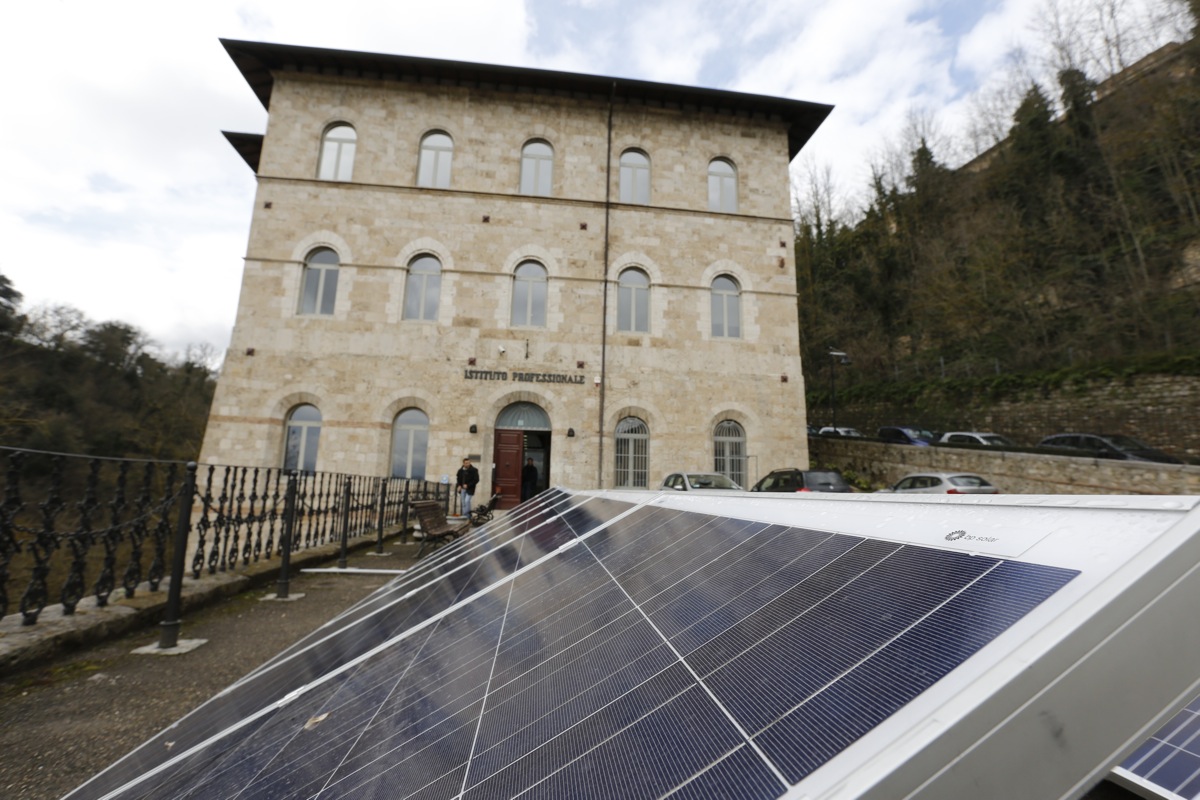 L' efficienza energetica nelle abitazioni a basso reddito