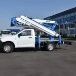 Pick up con cestello : i vantaggi per l'installazione di pannelli solari