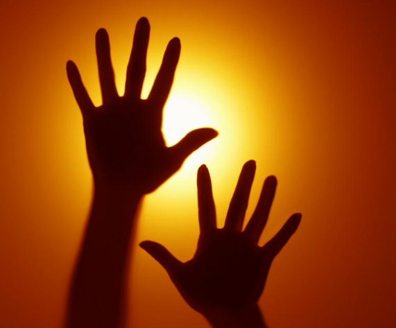 Energia elettrica: non si può fermare il sole con le lobby