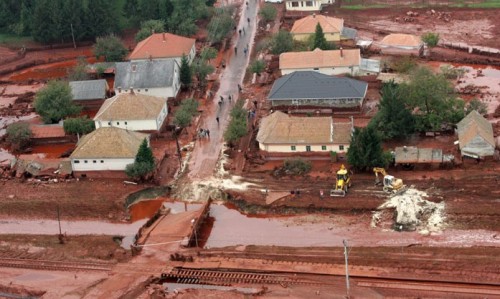 Disastro ecologico Ungheria, Ue ora preoccupata anche per altri paesi