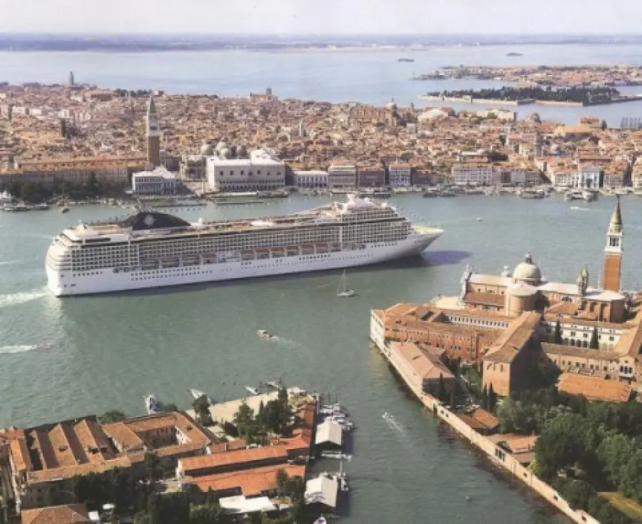 Venezia, a breve porto "eco-friendly"