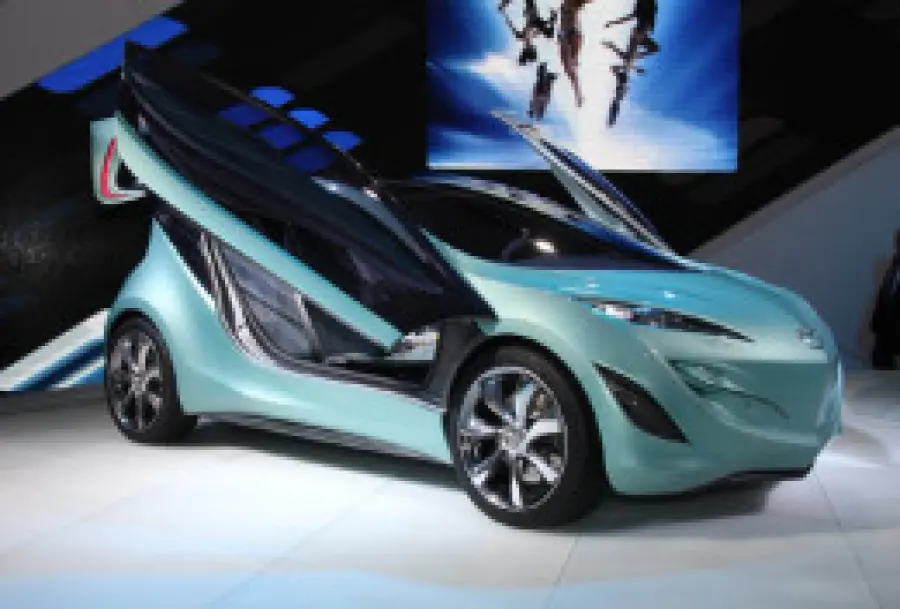 Mazda e Toyota insieme per l’auto ibrida