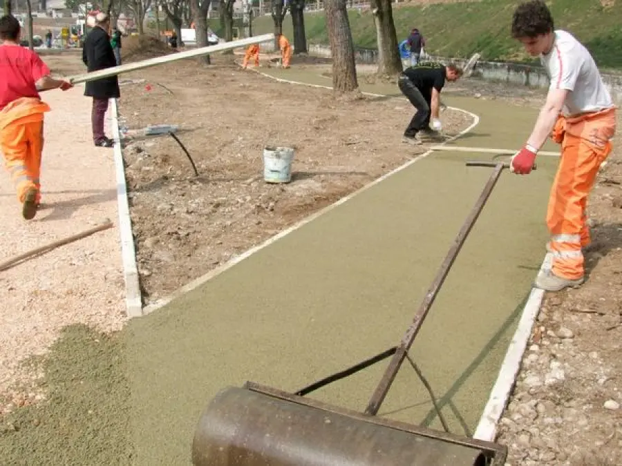Pista ciclabile realizzata con materiale ecologico